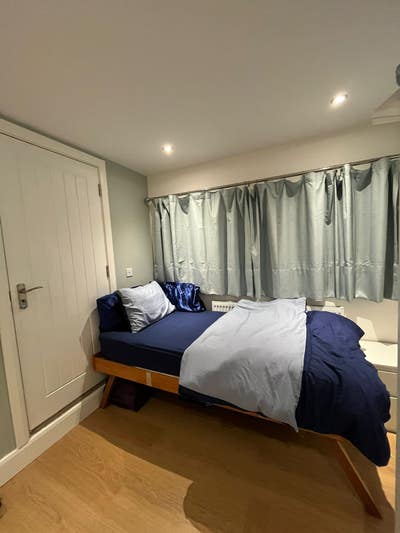 Ensuite Singleroom own entrance,kitchen Main Photo