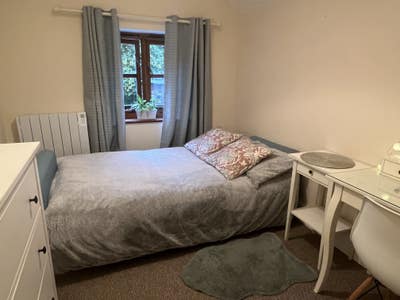 Double room in small 2 bed cottage Main Photo