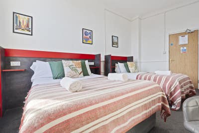 Spacious Studio Apartment, Dudley! Main Photo