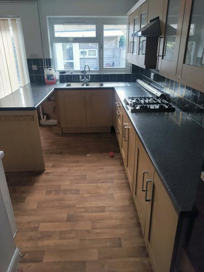 3 bedroom property. Main Photo