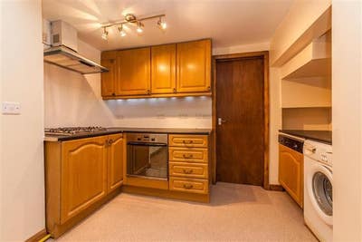 Introducing a charming ground floor two double bed Main Photo