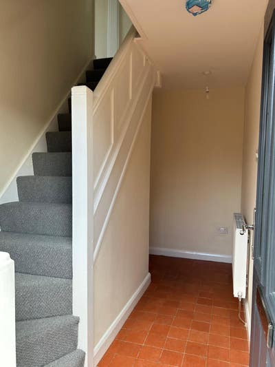 Bright & Modern 2-Bed Home with Garden Main Photo