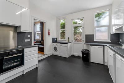 ***Lovely Student Accommodation F*** Main Photo