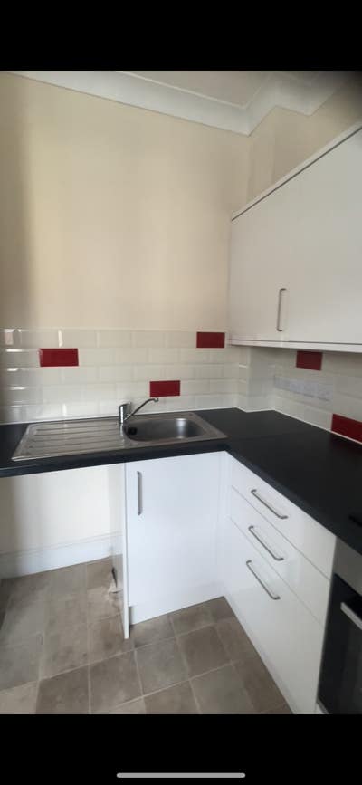 1 bedroom flat Main Photo