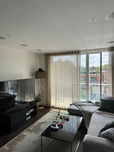 Luxury One-Bedroom Apartment in Chelsea SHORT LET Main Photo