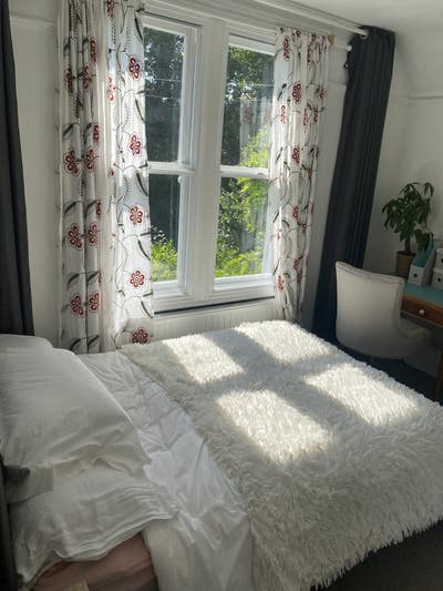 Rooms available in Ridgewood. Shared facilities Main Photo