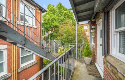 🌟 Beautiful One-Bedroom Flat in the Heart of Town Main Photo