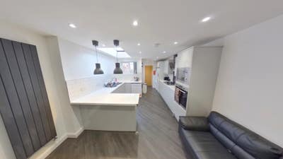🏡 Premium En-Suite Rooms x 5-Bed near Cov Uni CV1 Main Photo