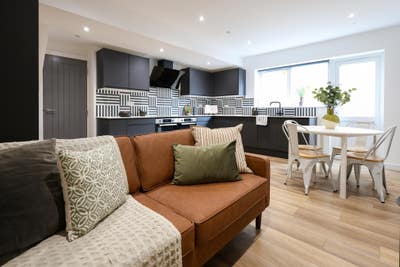 Final Bedroom in Brand New 6 Bed House + Ensuite! Main Photo