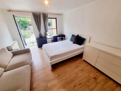 🖼️ Whole Bricklane/Shoreditch Incl Bills- Max 4Ppl Main Photo