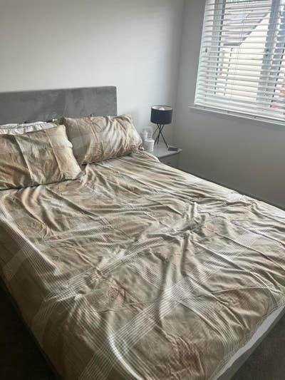 Room to rent Main Photo