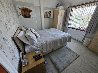 1 Double and 1 Single Room Main Photo