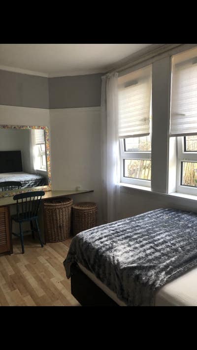 Large redecorated flat to rent Main Photo
