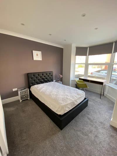 🤩 Super double en-suites - Free parking 🤩 Main Photo