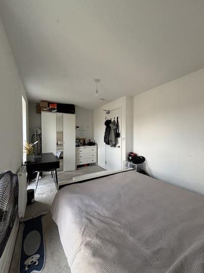 Large Furnished Double Rooms in M6! Main Photo