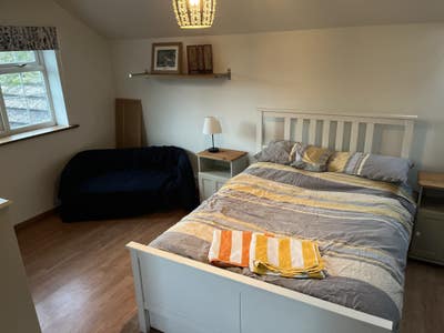 Room available Main Photo