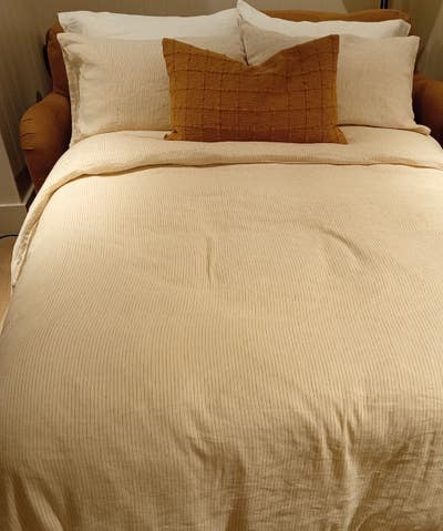 Full furnished & comfortable Main Photo