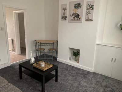 A fantastic 2 bedroom house to rent. Furnished Main Photo