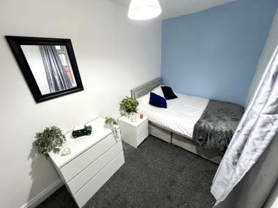 🟡En-suite Room Available! Zero Deposit! Main Photo