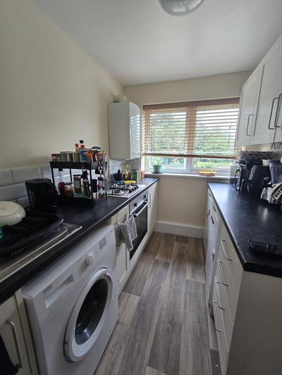 Spacious 1-Bed Flat – Old Dover Road, Canterbury Main Photo