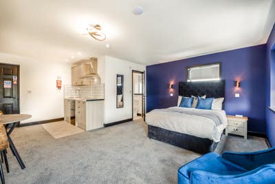 🏠2 Stunning Studio Rooms Now 🏠 Main Photo