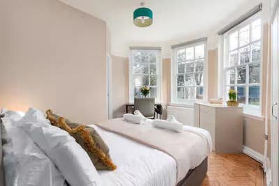 Garden Room w/shower - Vicarage SW17 Main Photo