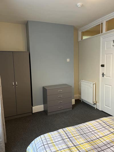 All-Inclusive Room In Friendly Professional House Main Photo