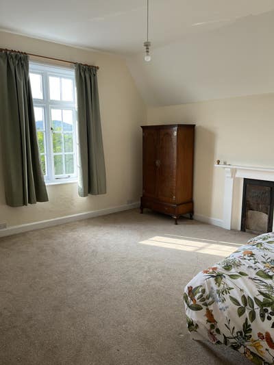 Large double room available in country house Main Photo