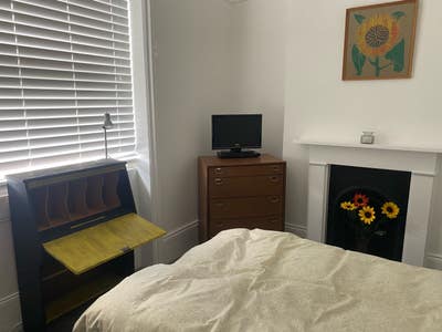 Single room (near Eastbourne town centre) Main Photo