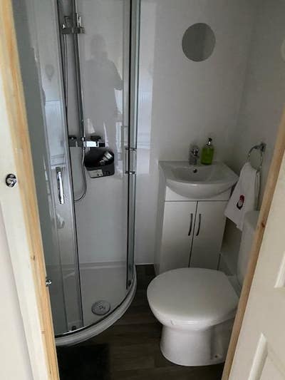 Modern accommodation to rent Main Photo