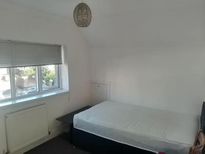 Large double room Main Photo