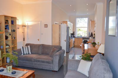 Why Not Buddy Up for This Spendid Apartment Main Photo