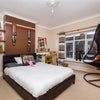 House 5mins from Queen's Hospital and Town Centre Main Photo