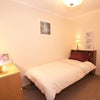 Very convenient location, cosy single room Main Photo