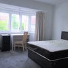 Singles/Couples - Large Double Room Available Now Main Photo