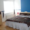 Nice double room in fully redecorated house. Main Photo