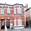 Great Location! Large Double Perfect for Couple Main Photo