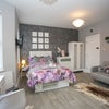 A gorgeous modern & chic spacious studio - LYN52 Main Photo