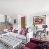 Double bedroom for rent + Gym + Porter - NW11 Main Photo