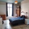Spacious light double, near beach + good transport Main Photo