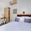 Amazing 5 bed flat available in sought after area! Main Photo