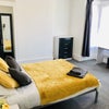 Huge newly decorated double room. 350mbps internet Main Photo
