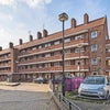 3 bedroom flat with sep lounge in prime location Main Photo
