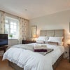 5* Room+Ensuite available mon/fri only Main Photo