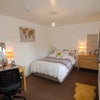 Top floor single room - No bills Main Photo