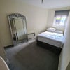 Double bedroom in garden flat Main Photo