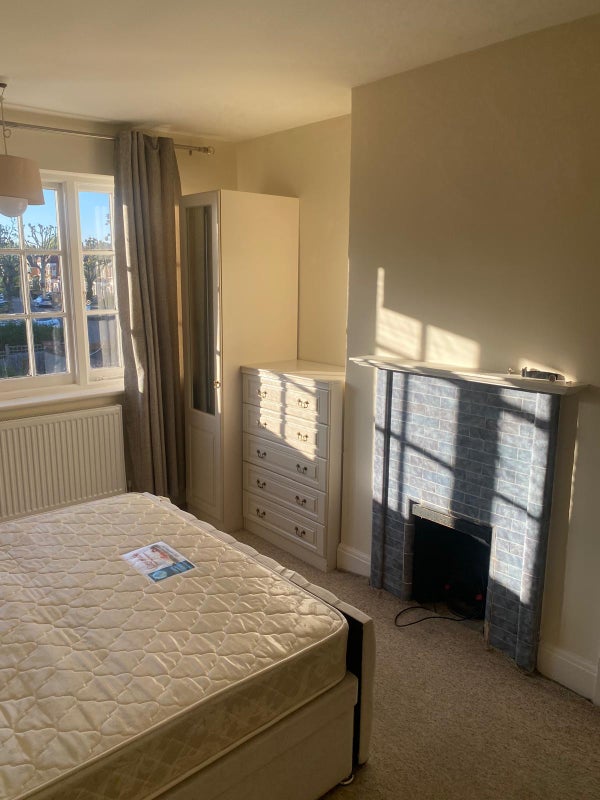 Photo 1: Double room