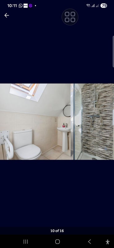 Photo 1: Bath/toilet 