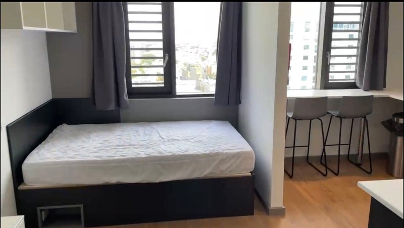 Photo 1: Bed