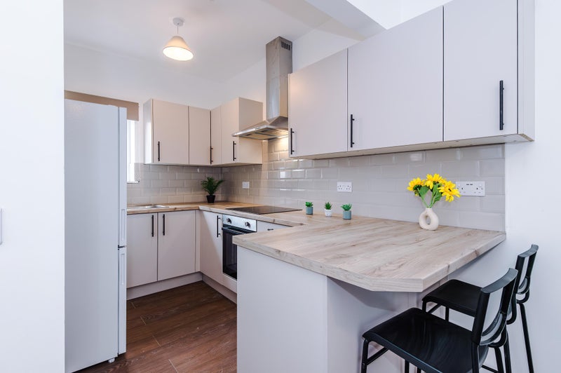Photo 1: Shared Kitchen